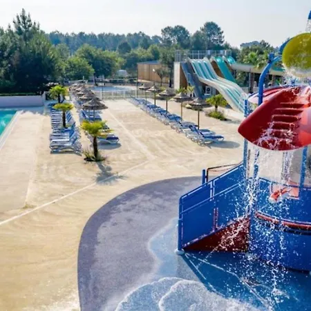 Camping Mh310 2 Et 2 Salles De Bain De 40m2 Dans 4 étoiles