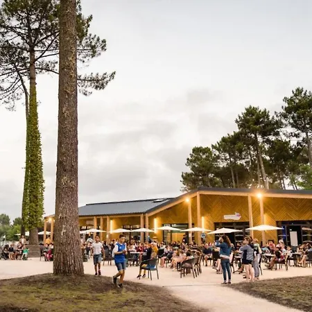 Mh310 2 Et 2 Salles De Bain De 40m2 Dans 4 étoiles Camping Saint-Julien-en-Born